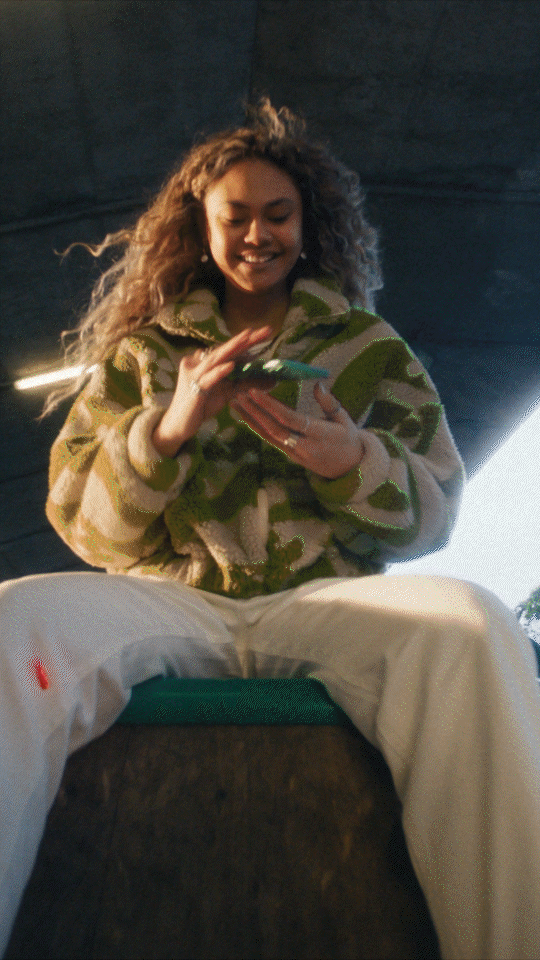 Girl using Block List feature of Tinder